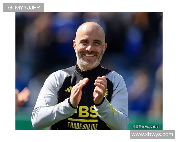 球星儿时的足球偶像揭晓他们崇拜的传奇人物与成长轨迹